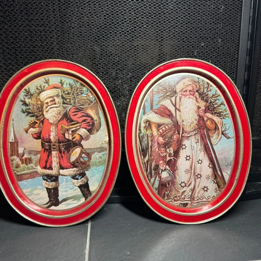Vintage Santa Claus Father Christmas Oval Metal Tin Serving Trays Set of 2 Red